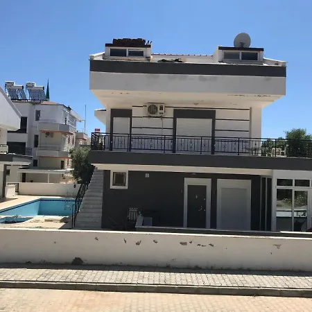 Yesilkent Duplex With Pool