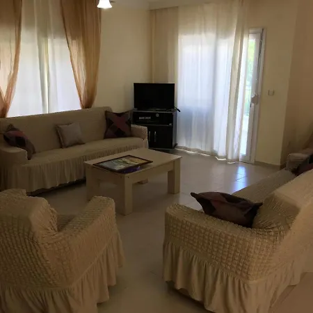 Сasa de vacaciones Yesilkent Duplex With Pool